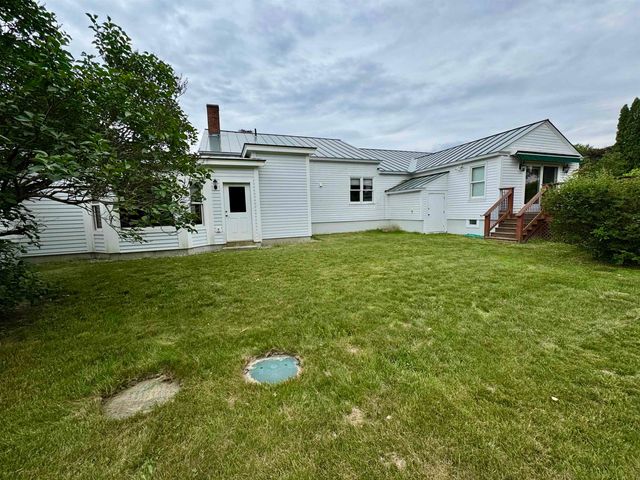 155 Upper Plain, Bradford, VT 05033