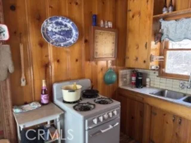 658 Yukon, Green Valley Lake, CA 92341