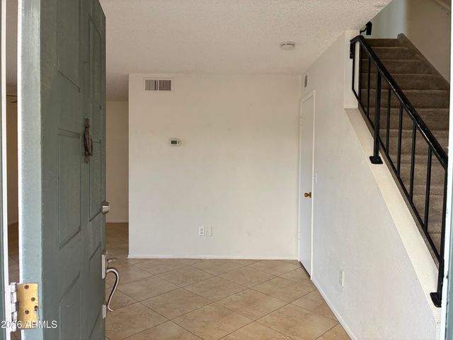 6009 W TOWNLEY Avenue, Glendale, AZ 85302