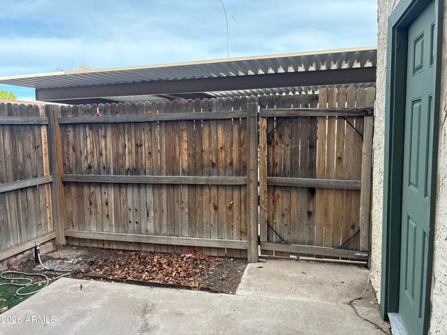 6009 W TOWNLEY Avenue, Glendale, AZ 85302
