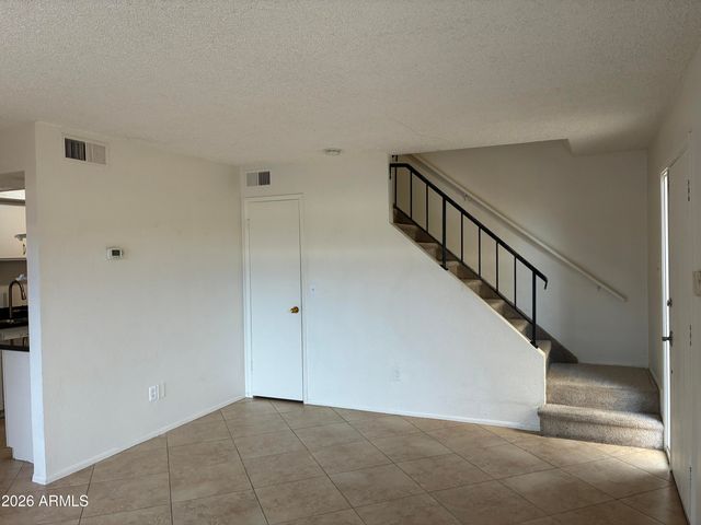 6009 W TOWNLEY Avenue, Glendale, AZ 85302