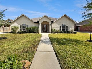 2811 Apache Street, League City, TX 77573