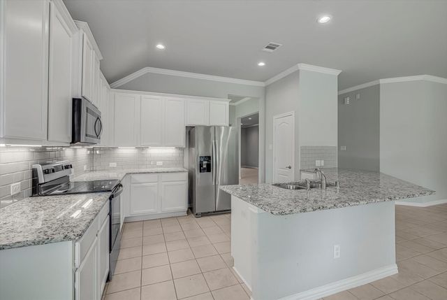 285 Road 66121, Dayton, TX 77535