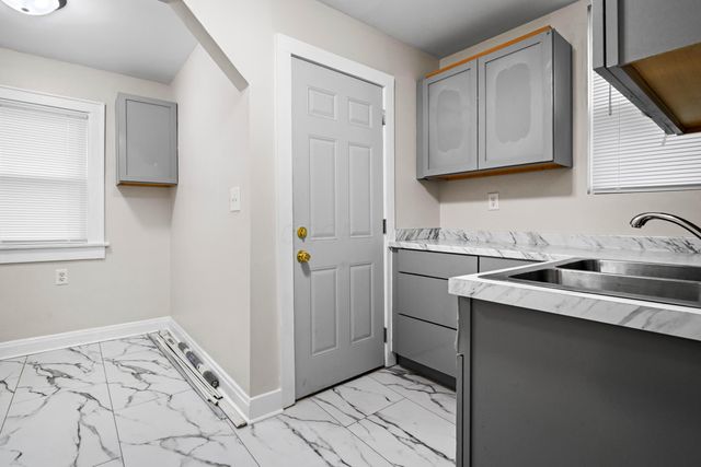 1184 E 18th Avenue, Columbus, OH 43211