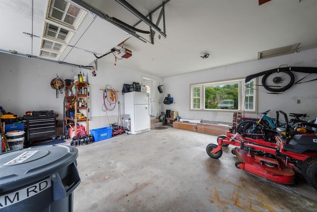 47 Nottingham Road, Raymond, NH 03077