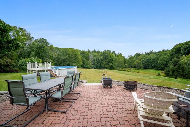 47 Nottingham Road, Raymond, NH 03077