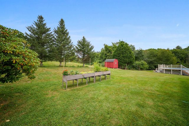 47 Nottingham Road, Raymond, NH 03077