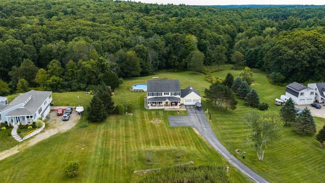 47 Nottingham Road, Raymond, NH 03077