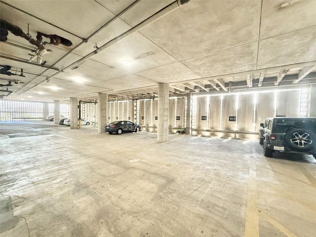 2016 Main Street 1022, Houston, TX 77002