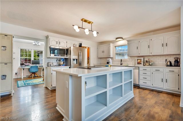 12219 Chestnut Street NW, Canal Fulton, OH 44614