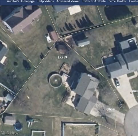 12219 Chestnut Street NW, Canal Fulton, OH 44614