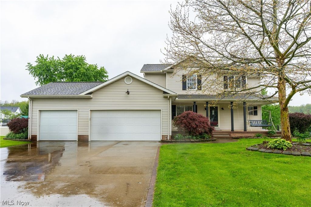 12219 Chestnut Street NW, Canal Fulton, OH 44614