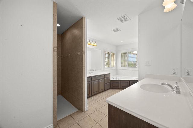 528 Hubbard Circle, Nevada, TX 75173