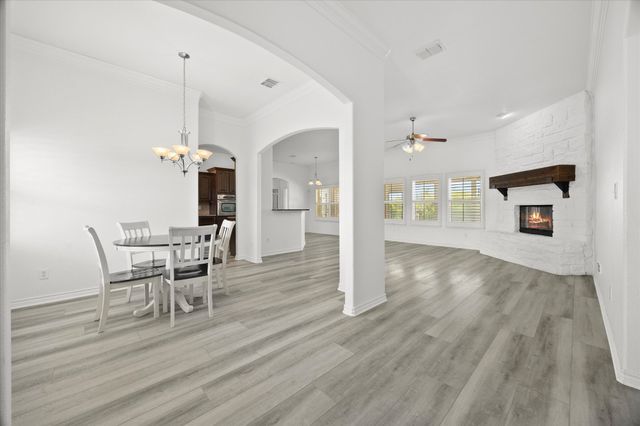528 Hubbard Circle, Nevada, TX 75173