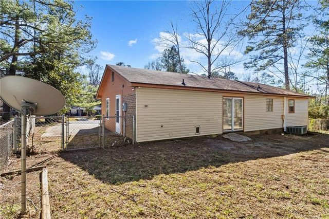 4685 Pinedale Drive, Macon, GA 31206