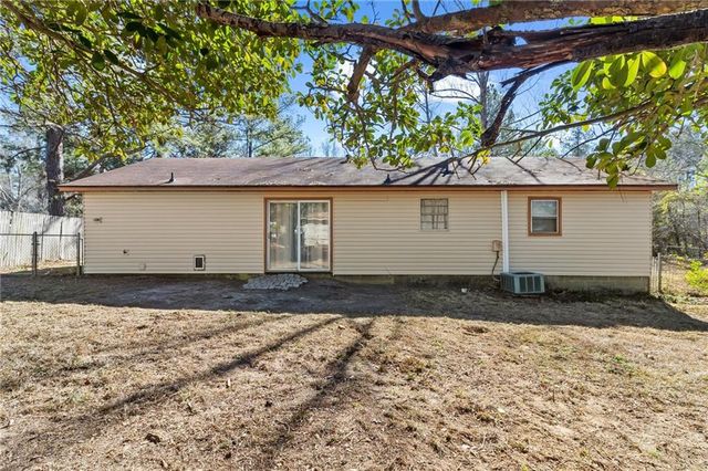 4685 Pinedale Drive, Macon, GA 31206