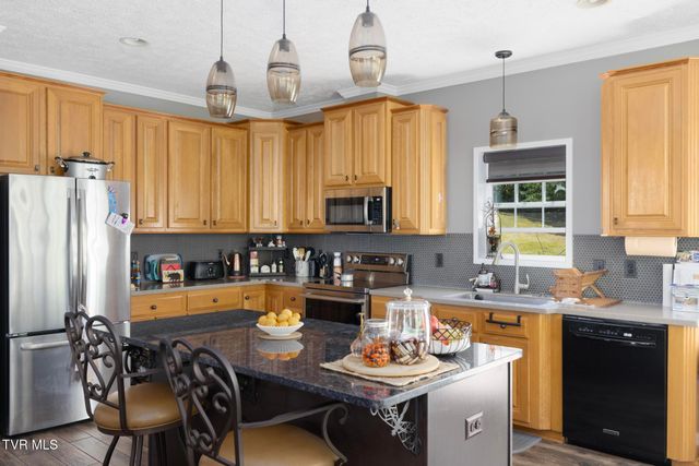 112 Hoyle Fender Road, Jonesborough, TN 37659