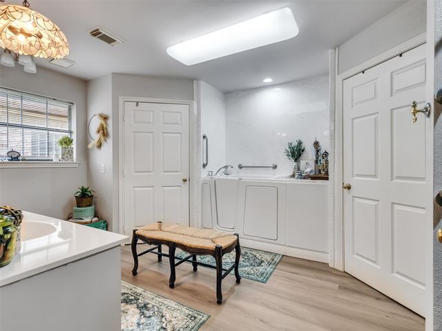 1717 24th Avenue, Texas City, TX 77590