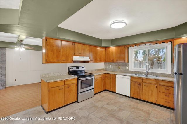 3225 Ginger Snap Lane, Lansing, MI 48911