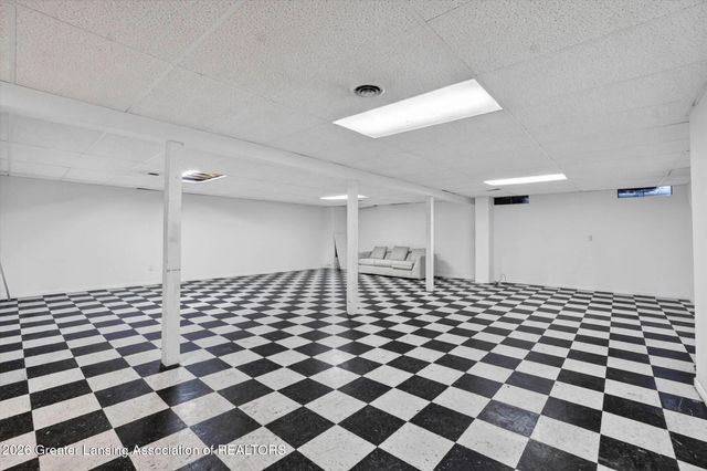 3225 Ginger Snap Lane, Lansing, MI 48911