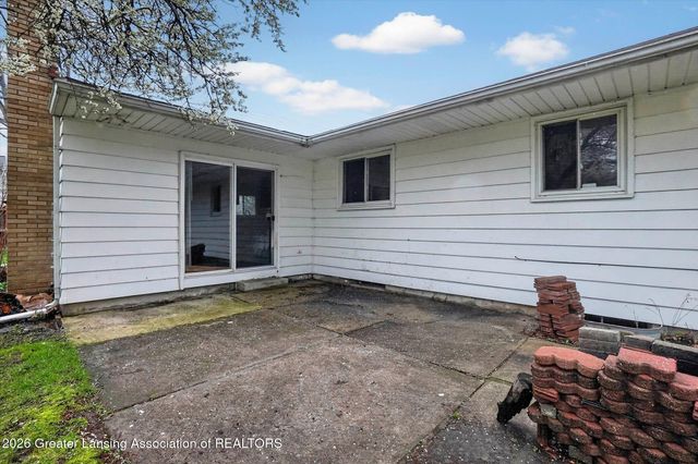 3225 Ginger Snap Lane, Lansing, MI 48911