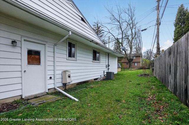 3225 Ginger Snap Lane, Lansing, MI 48911