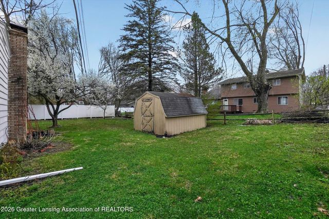 3225 Ginger Snap Lane, Lansing, MI 48911