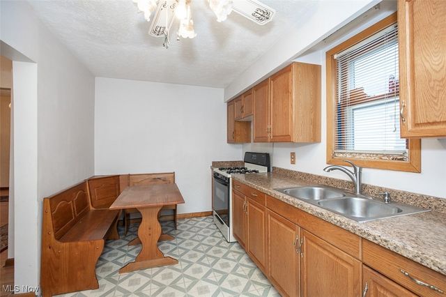 1855 Washington Avenue, Lorain, OH 44052