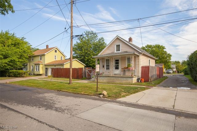 1855 Washington Avenue, Lorain, OH 44052