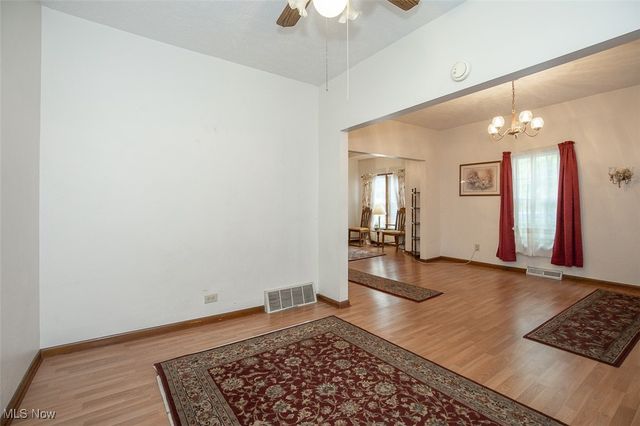 1855 Washington Avenue, Lorain, OH 44052