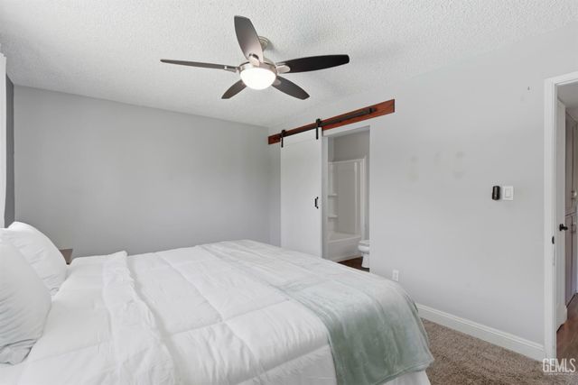 5323 Appletree Lane, Bakersfield, CA 93309