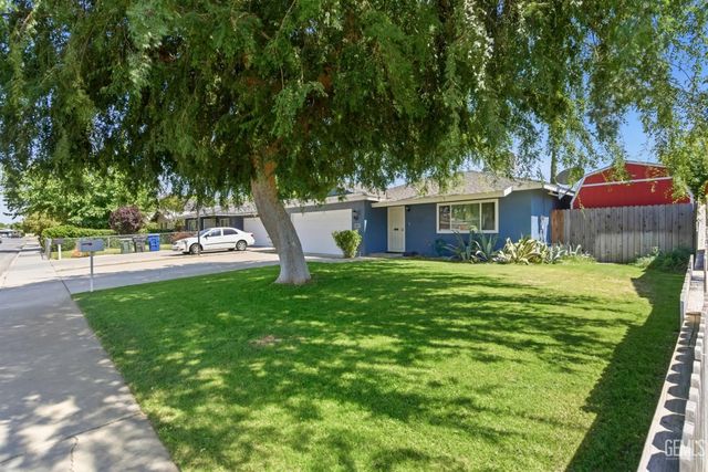 5323 Appletree Lane, Bakersfield, CA 93309