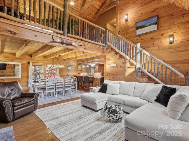 351 Buck Springs Run, Mars Hill, NC 28754