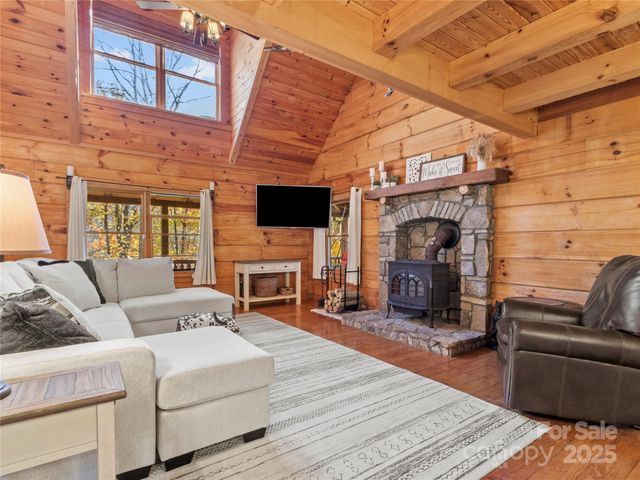 351 Buck Springs Run, Mars Hill, NC 28754