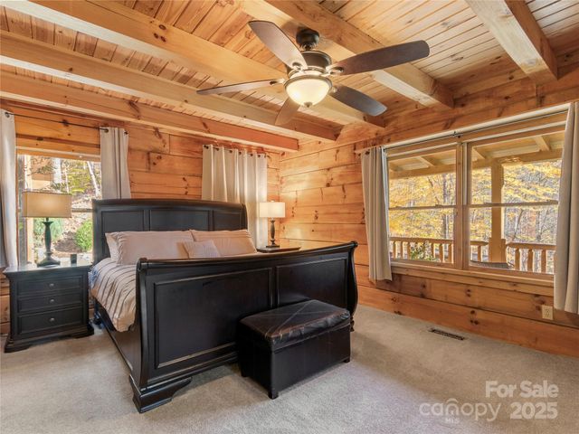 351 Buck Springs Run, Mars Hill, NC 28754