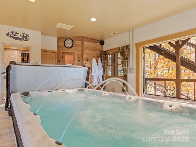 351 Buck Springs Run, Mars Hill, NC 28754