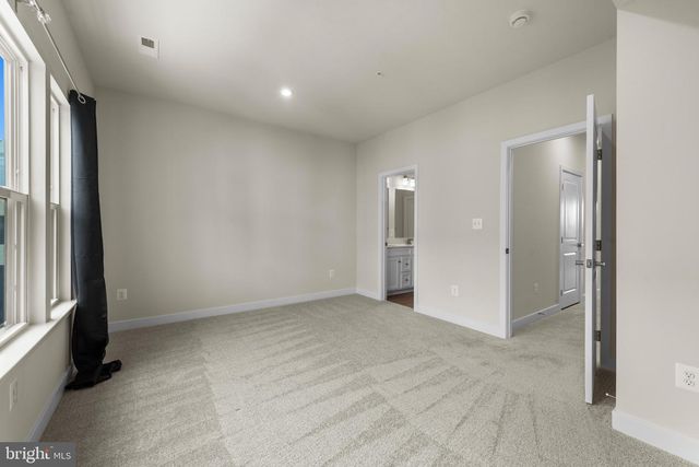 814 WATTS ST, Baltimore, MD 21217