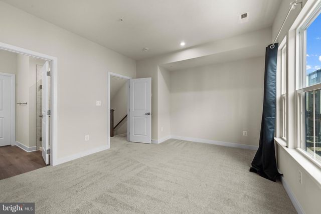 814 WATTS ST, Baltimore, MD 21217