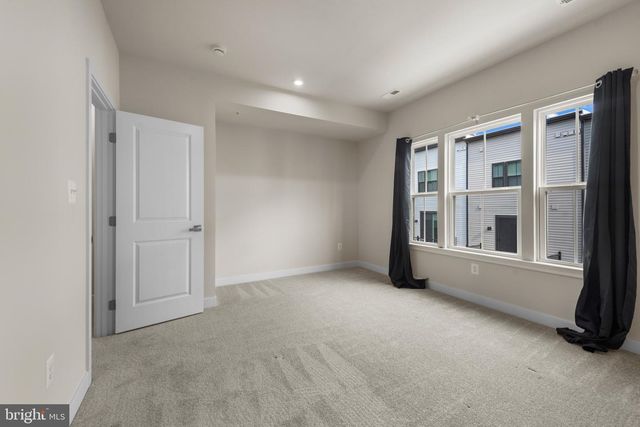 814 WATTS ST, Baltimore, MD 21217