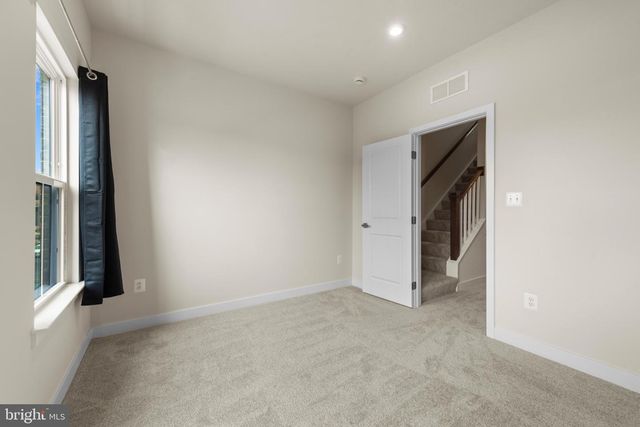 814 WATTS ST, Baltimore, MD 21217