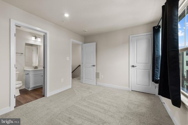814 WATTS ST, Baltimore, MD 21217