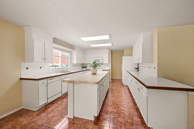 6612 Beryl Drive, Arlington, TX 76002