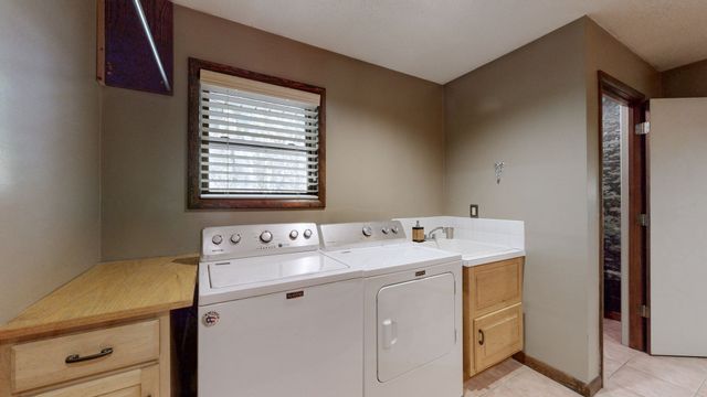 35 Davis Rd, Springville, TN 38256