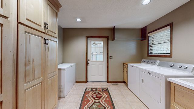35 Davis Rd, Springville, TN 38256