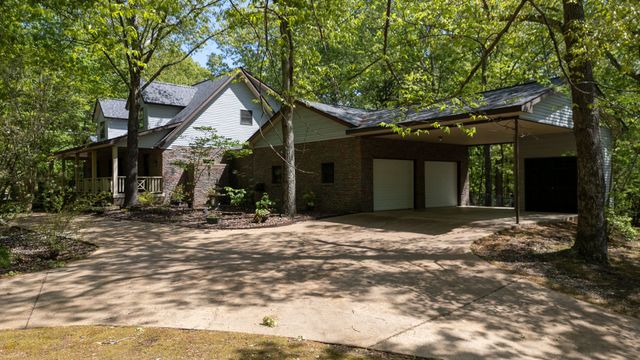 35 Davis Rd, Springville, TN 38256