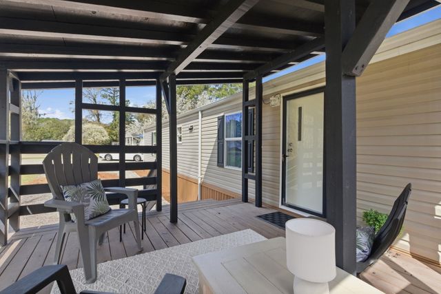 120 Yale Pl., Pawleys Island, SC 29585