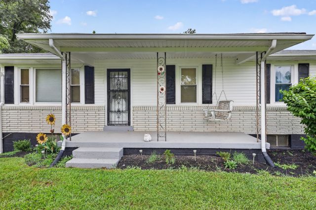 205 Williams Rd, Westmoreland, TN 37186