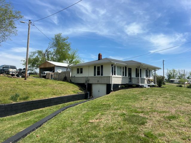 205 Williams Rd, Westmoreland, TN 37186