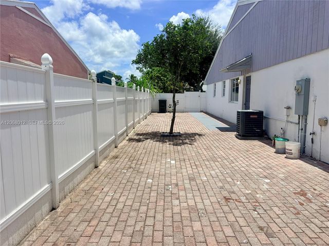4835 NW 6th Court, Delray Beach, FL 33445