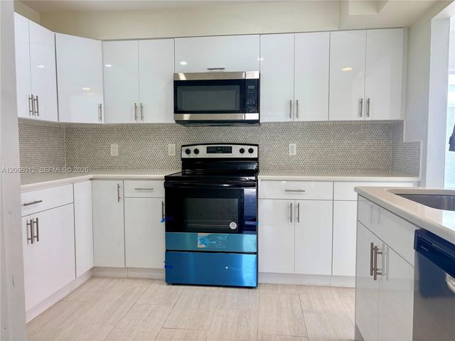 4835 NW 6th Court, Delray Beach, FL 33445
